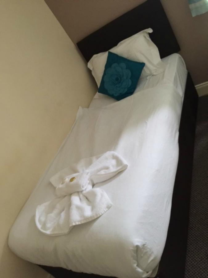 אינברנס The Waverley Guest House מראה חיצוני תמונה